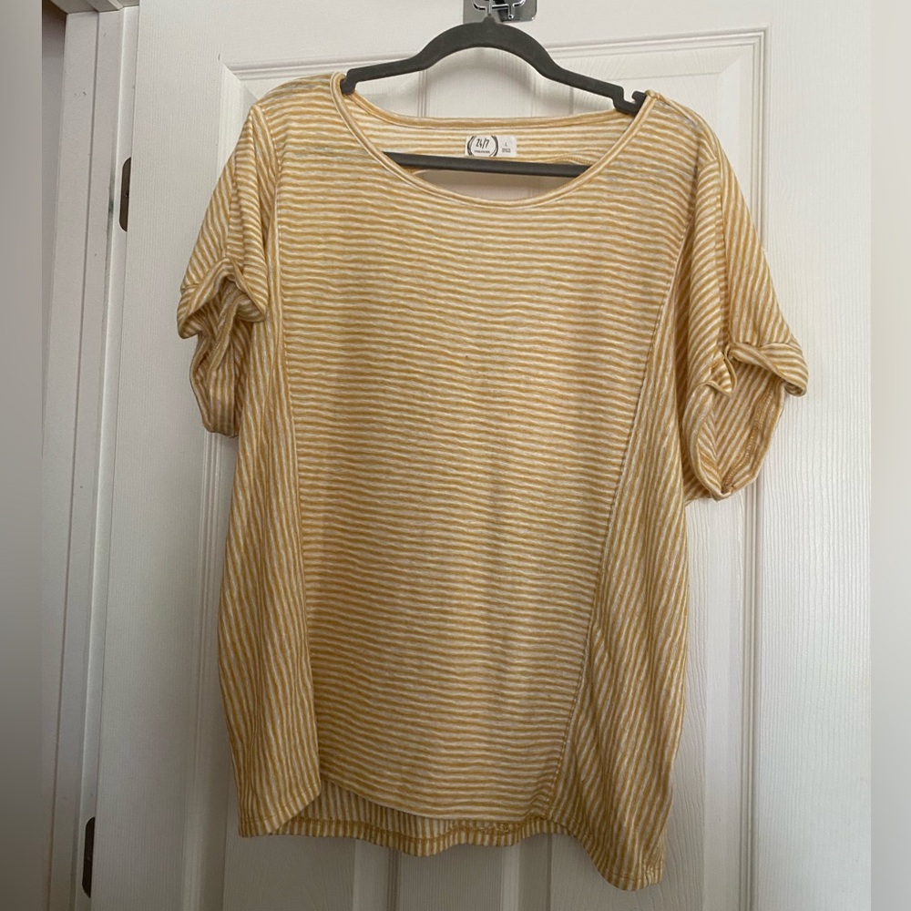 Maurices 24/7 Yellow Striped Top Large